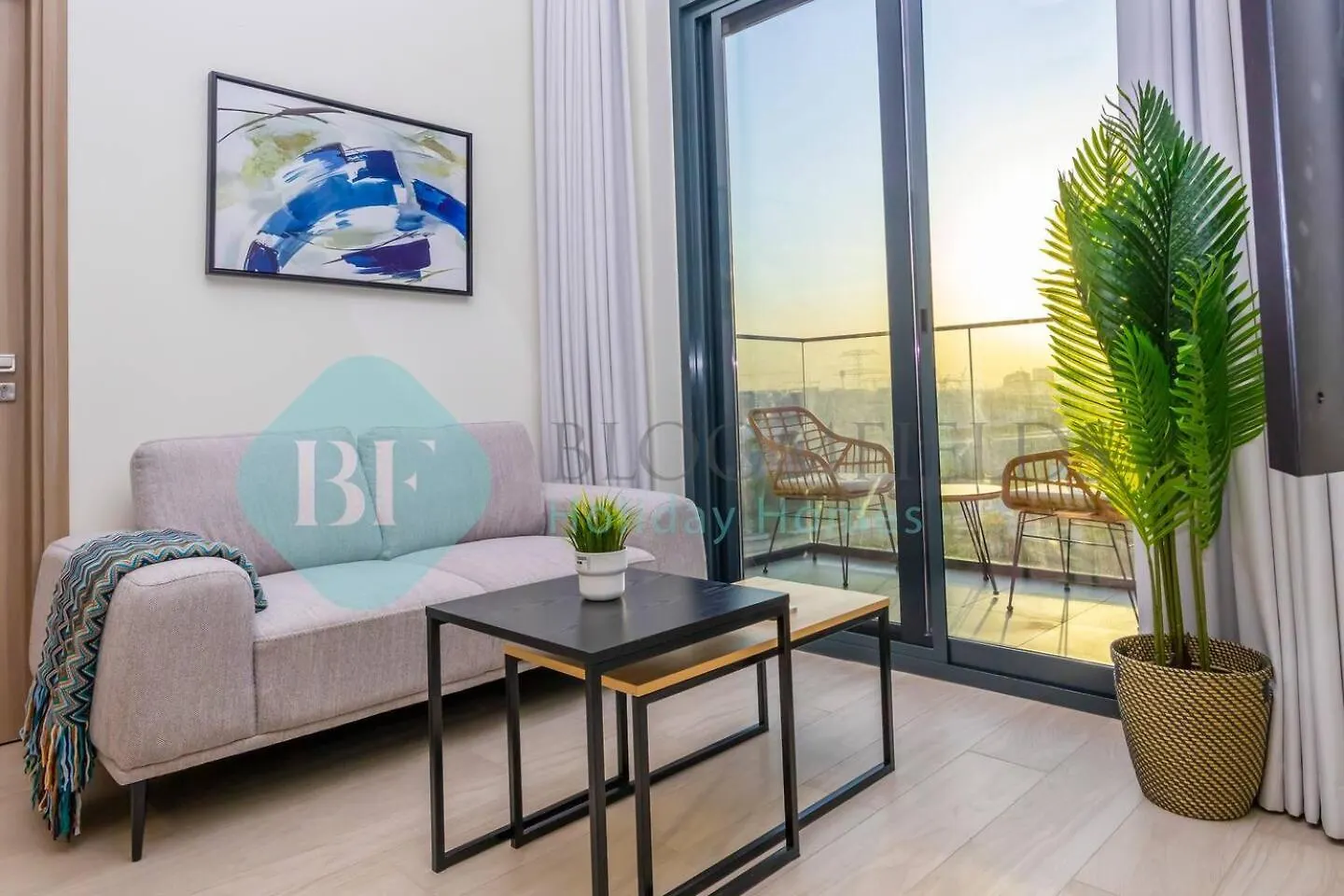 ドバイBloomfields Grandeur 2Br In Azizi Rivieraアパートメント ドバイ