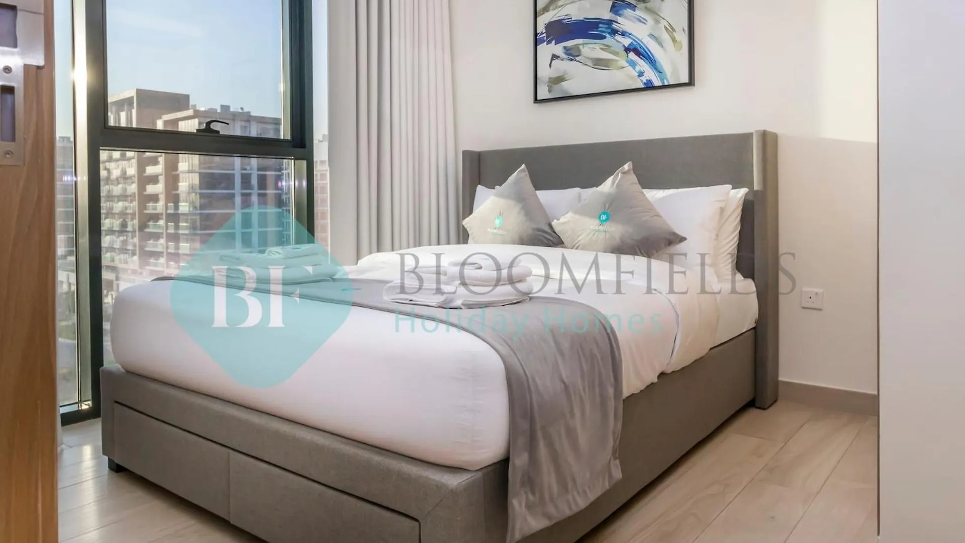 アパート ドバイBloomfields Grandeur 2Br In Azizi Rivieraアパートメント アラブ首長国連邦